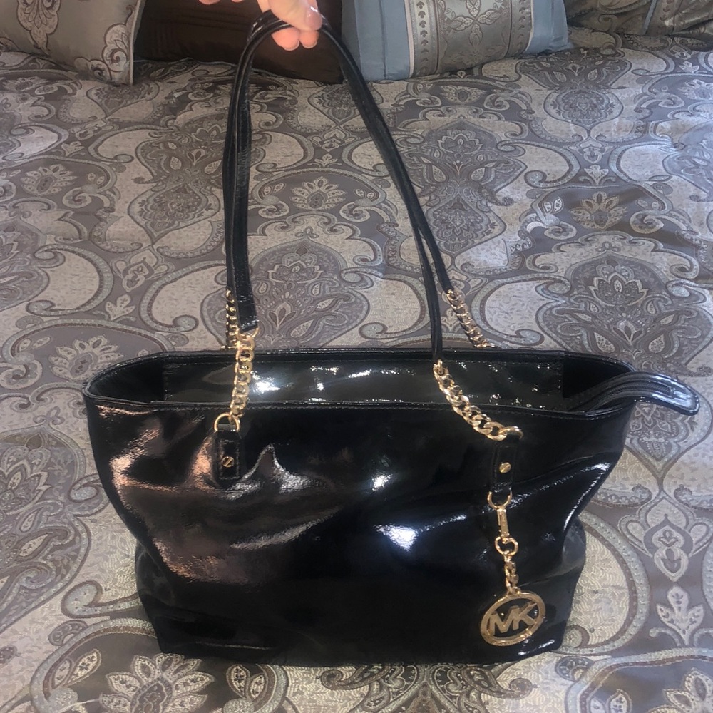 Black Michael Kors purse
